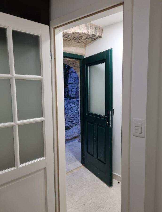 Studio Apartment Rosalie سبليت المظهر الخارجي الصورة